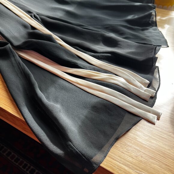 Pappel Boutique Evening silk skirt, size 6 - Picture 6 of 9